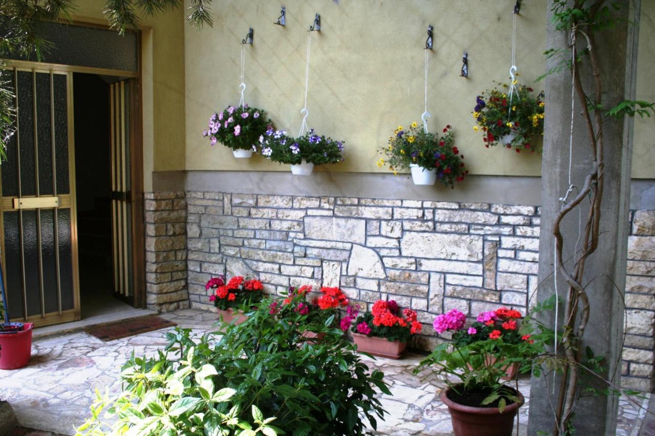 Appartamento La casa di Rachele Sarteano Esterno foto
